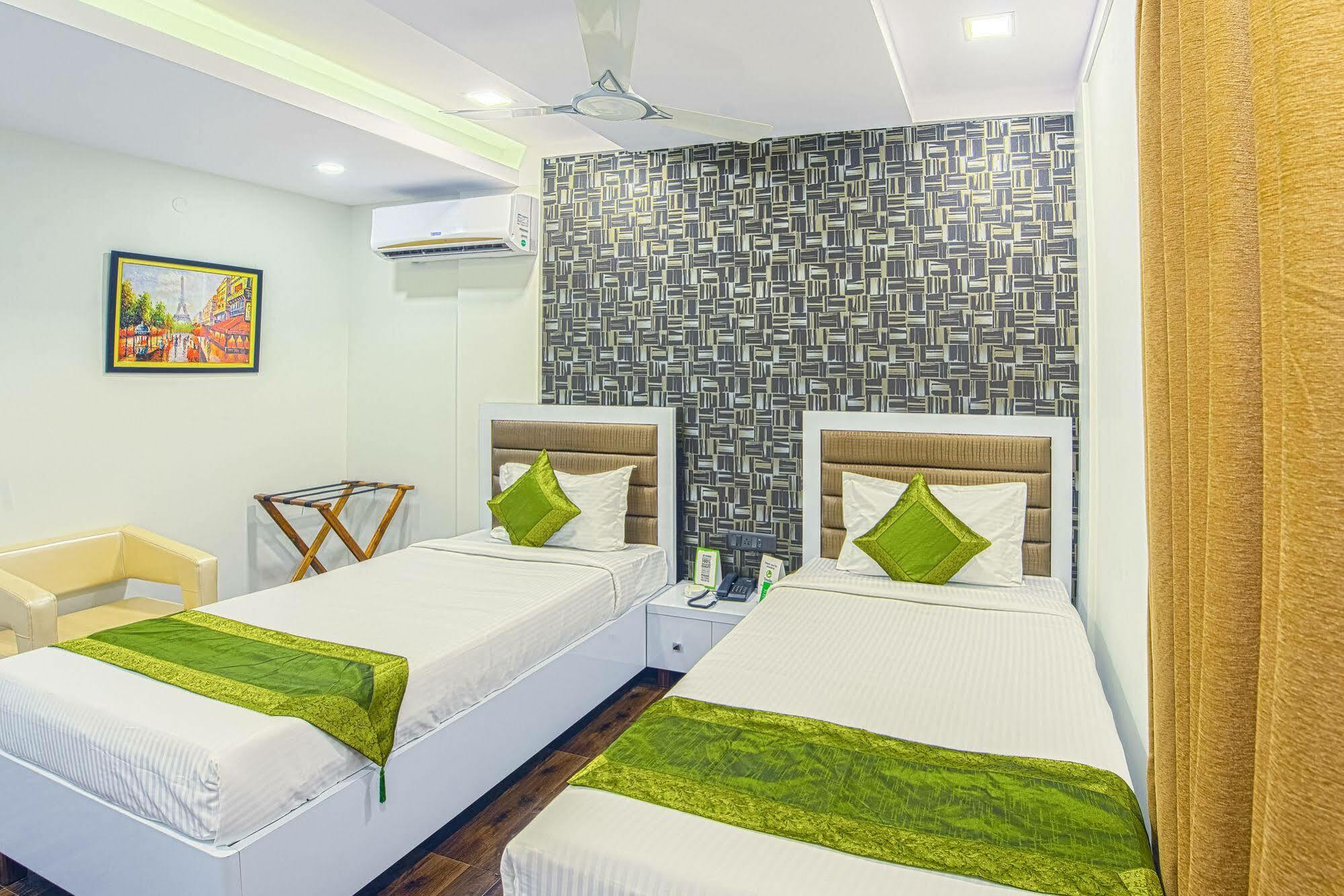 Hotel Treebo Orion Sapphire, Beck Bagan Kalkutta Exterior foto